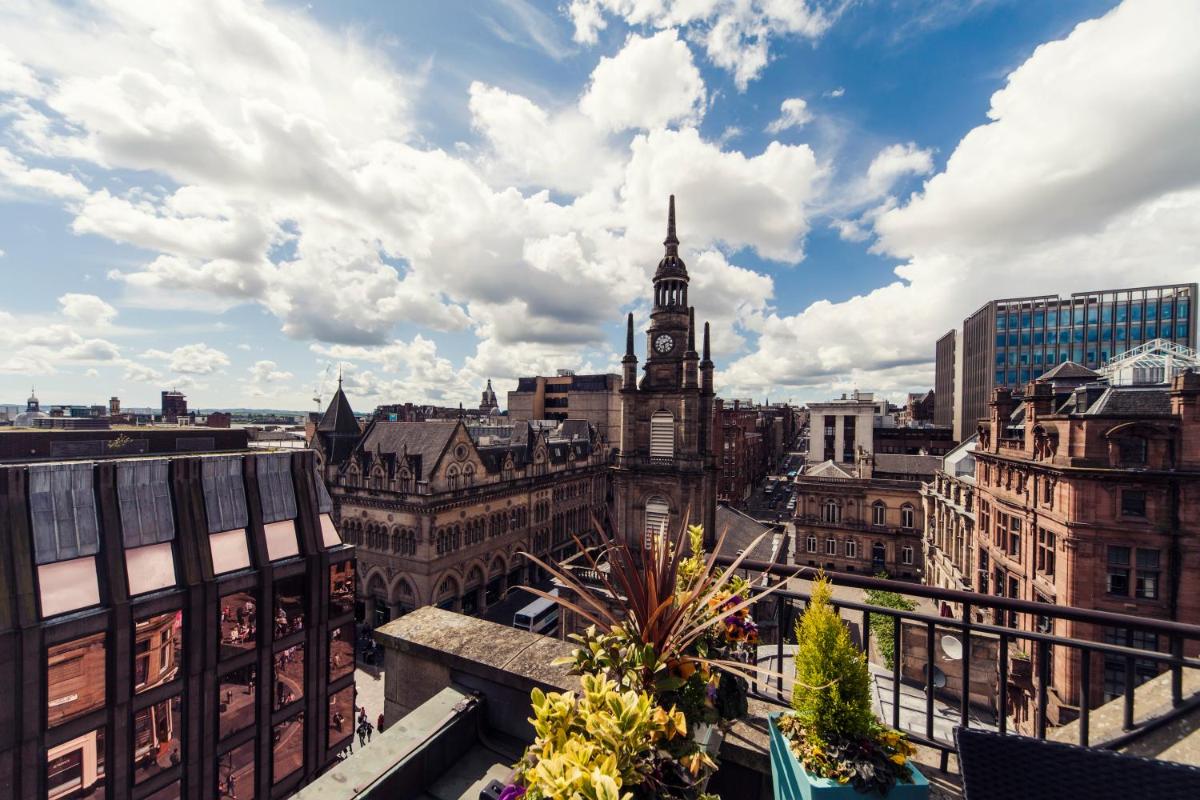 Carlton George Hotel