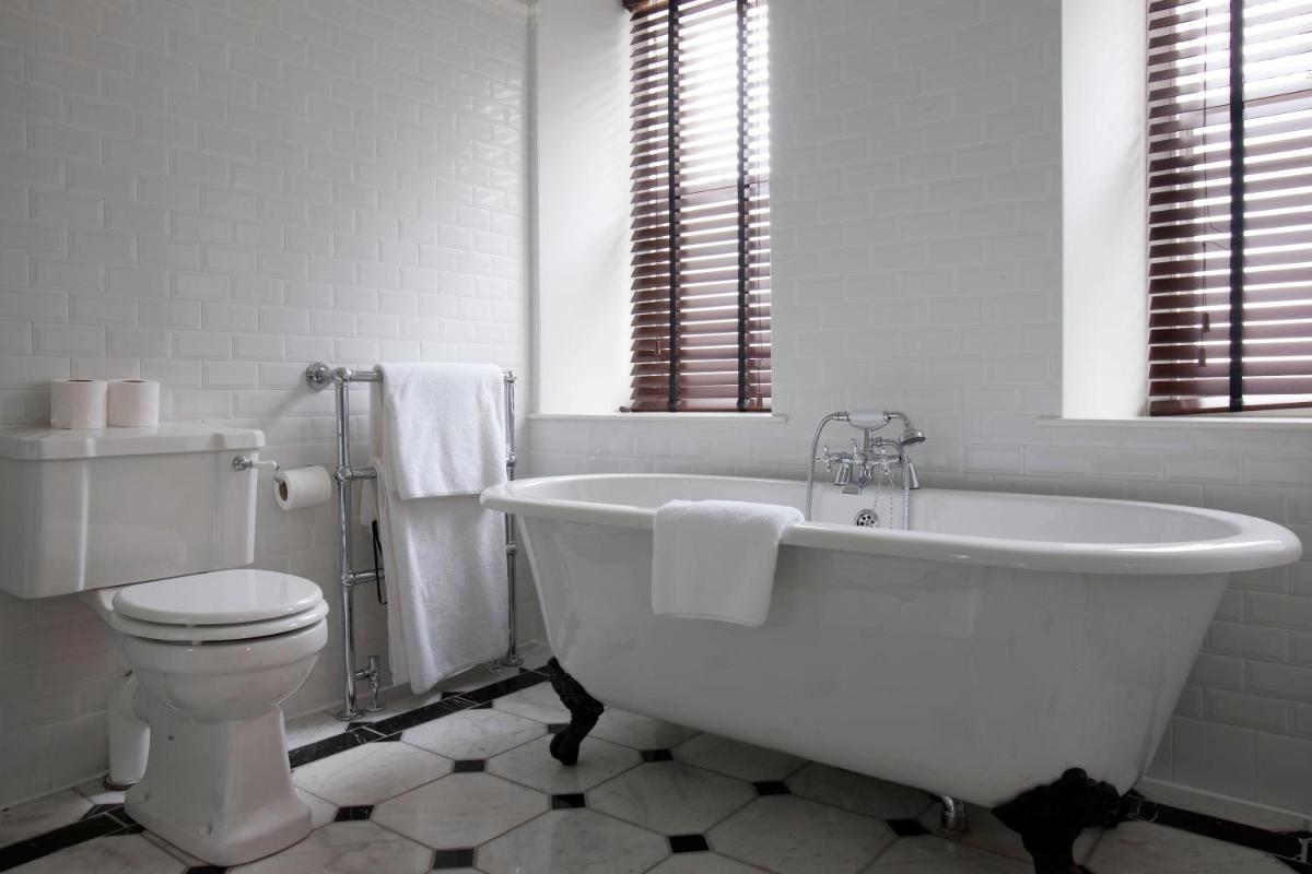 Carnbooth House Hotel