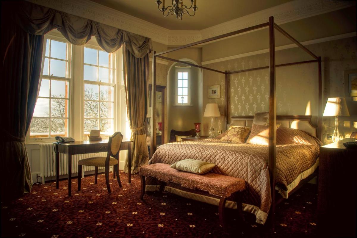 Carnbooth House Hotel