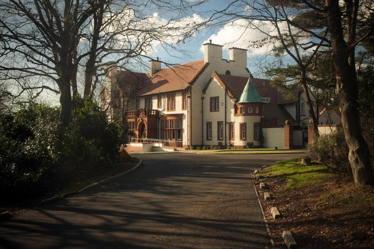 Carnbooth House Hotel