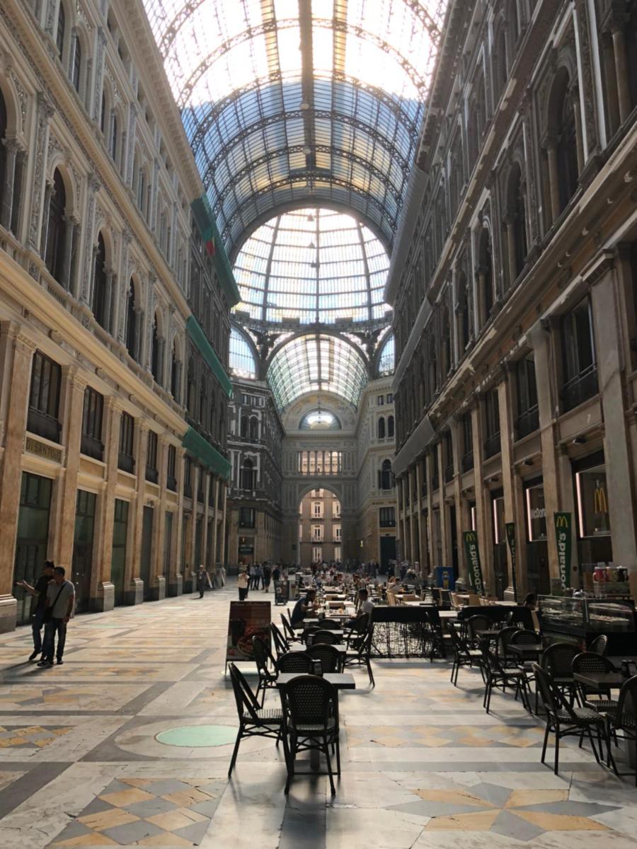 Caruso Place Luxury Rooms & Suites