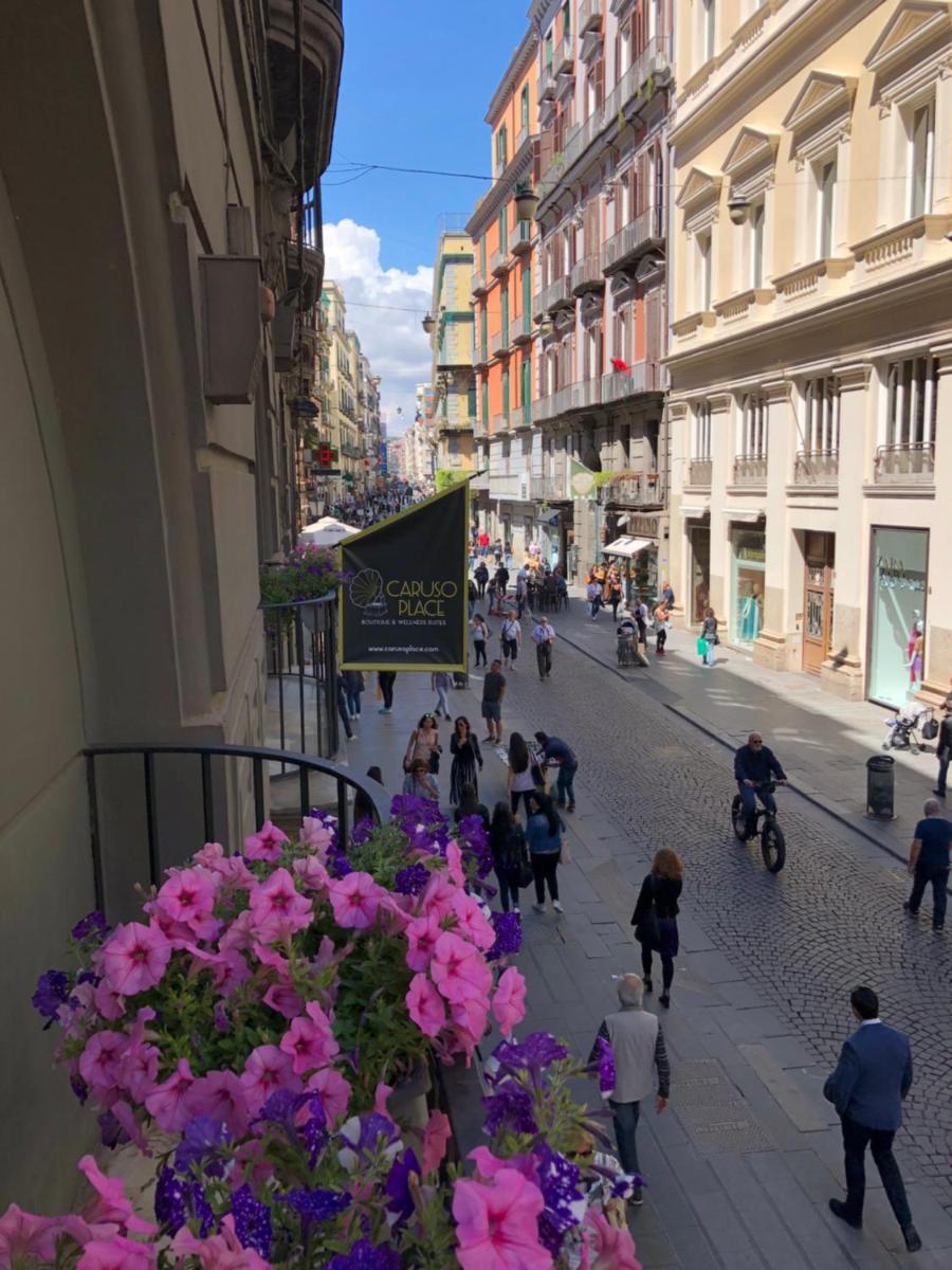 Caruso Place Luxury Rooms & Suites