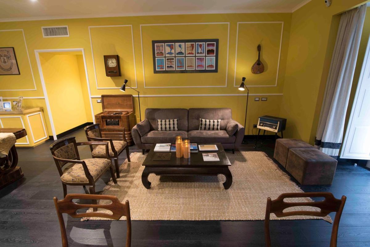 Caruso Place Luxury Rooms & Suites