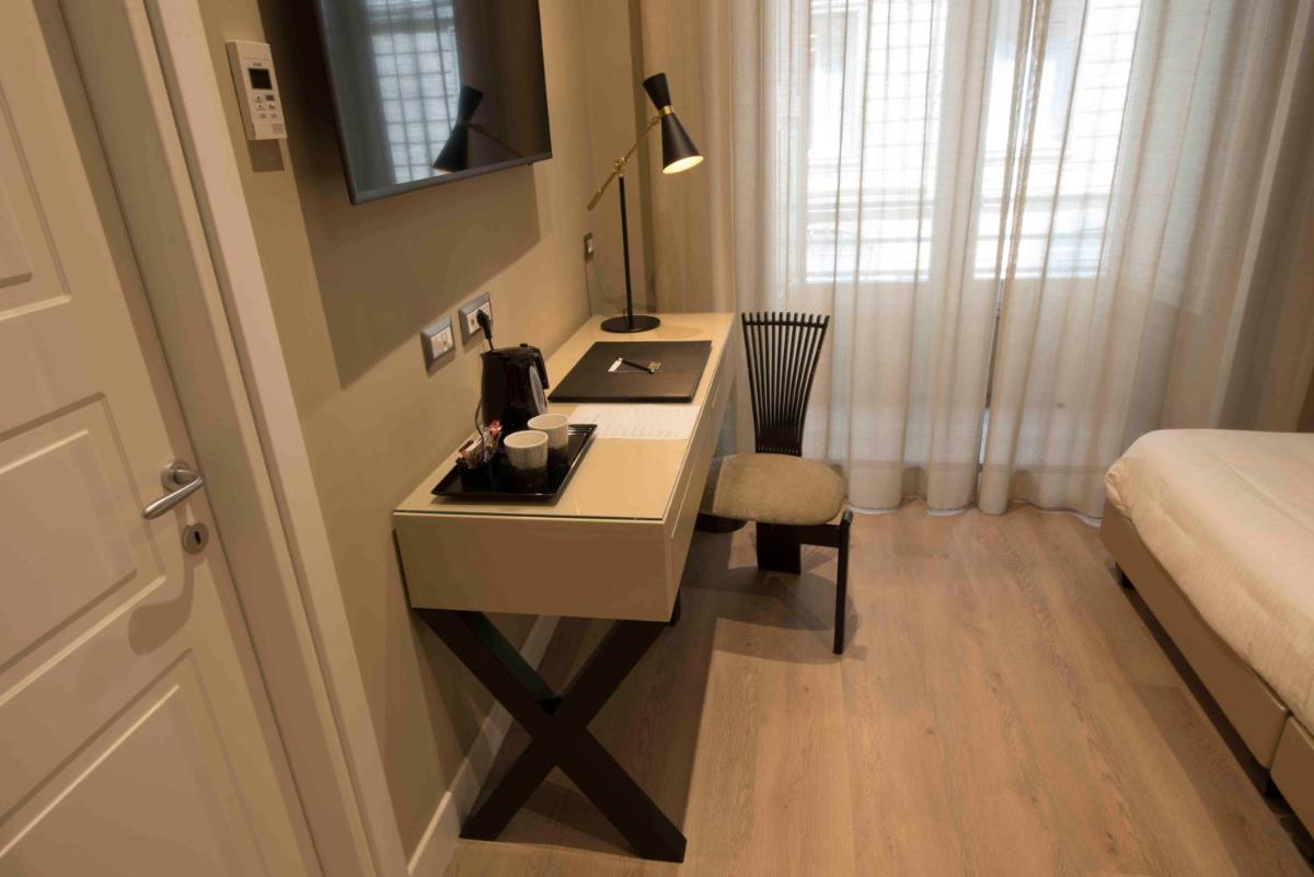 Caruso Place Luxury Rooms & Suites