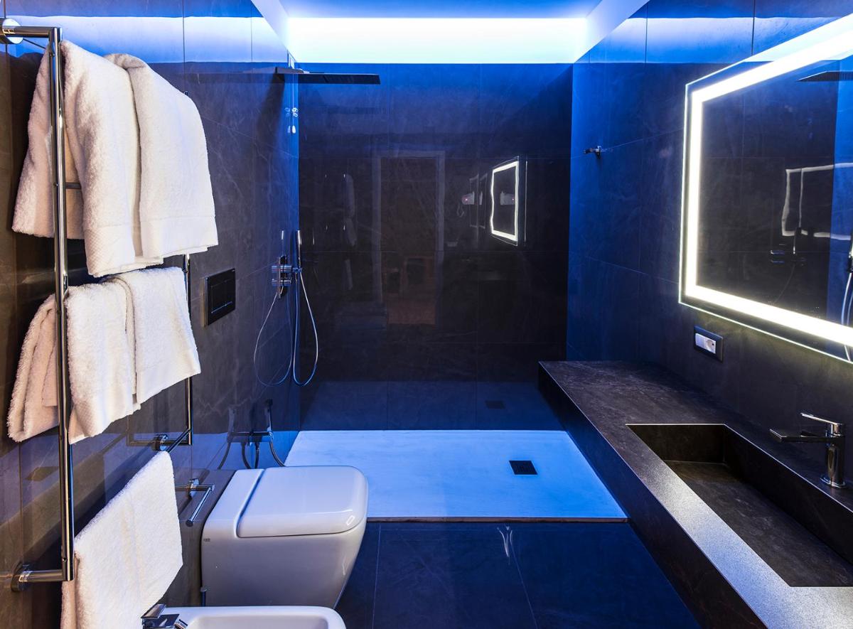 Caruso Place Luxury Rooms & Suites