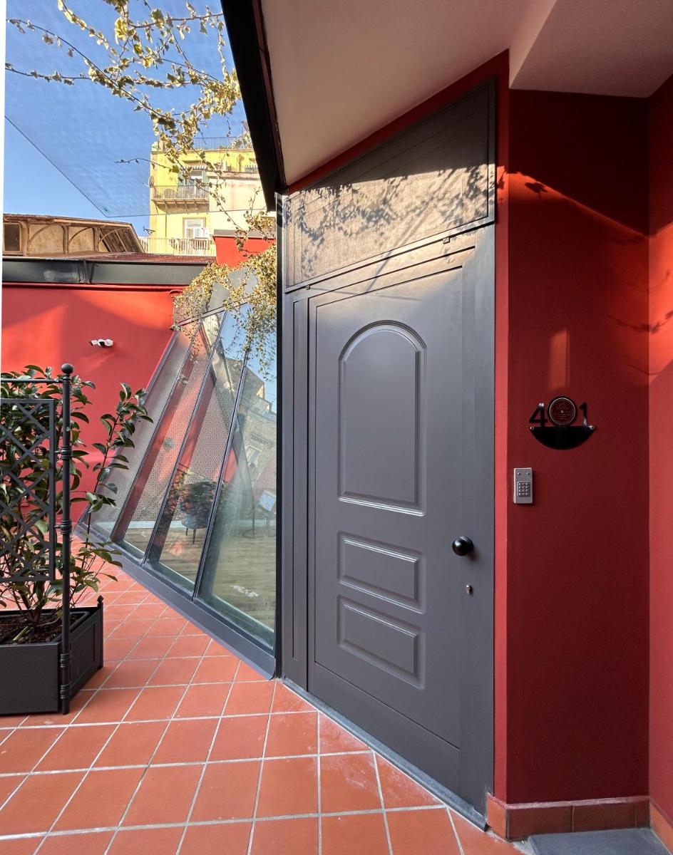 Caruso Place Luxury Rooms & Suites