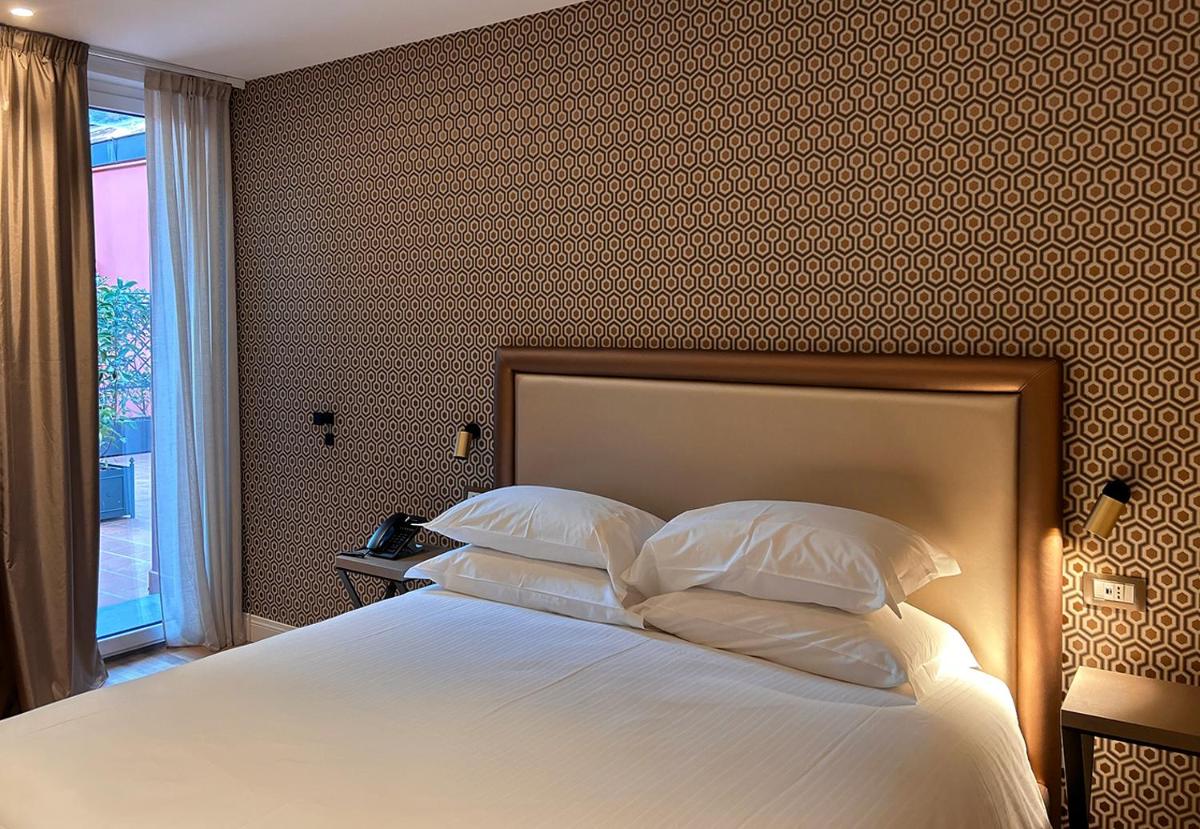 Caruso Place Luxury Rooms & Suites