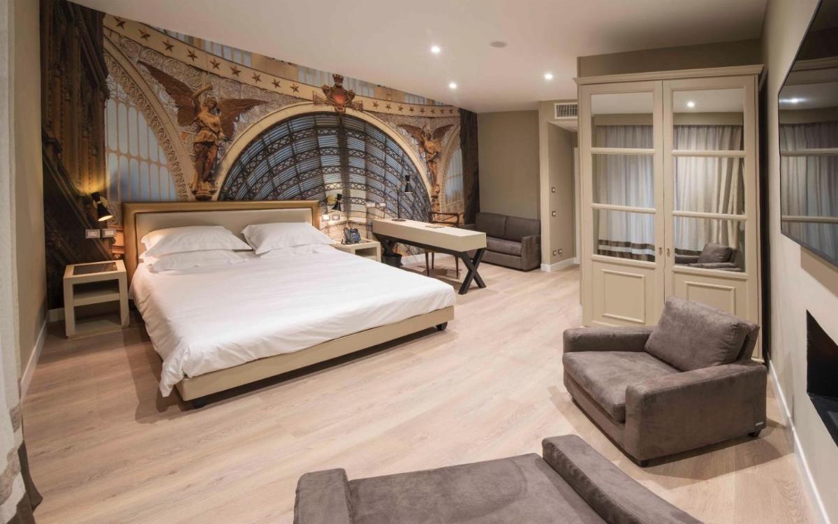 Caruso Place Luxury Rooms & Suites