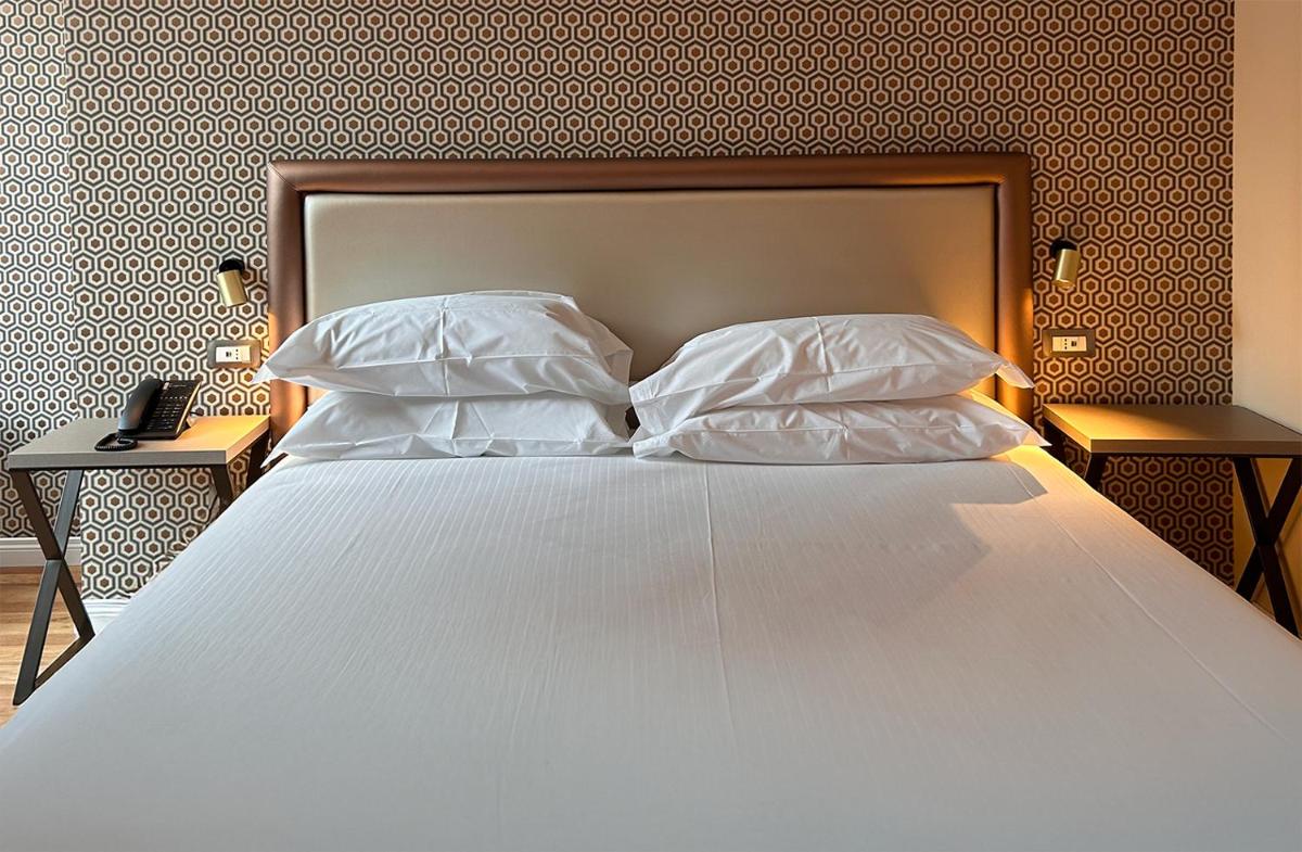 Caruso Place Luxury Rooms & Suites