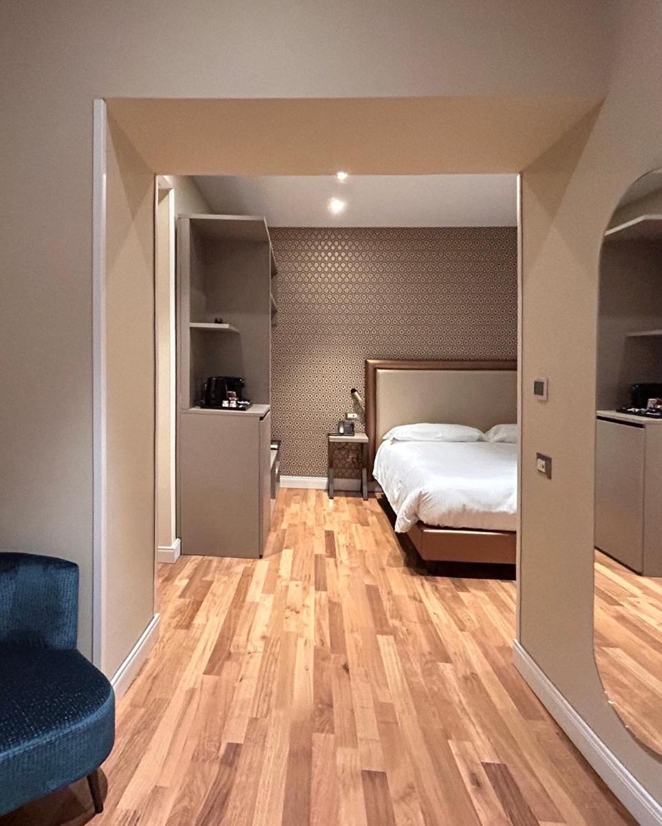Caruso Place Luxury Rooms & Suites