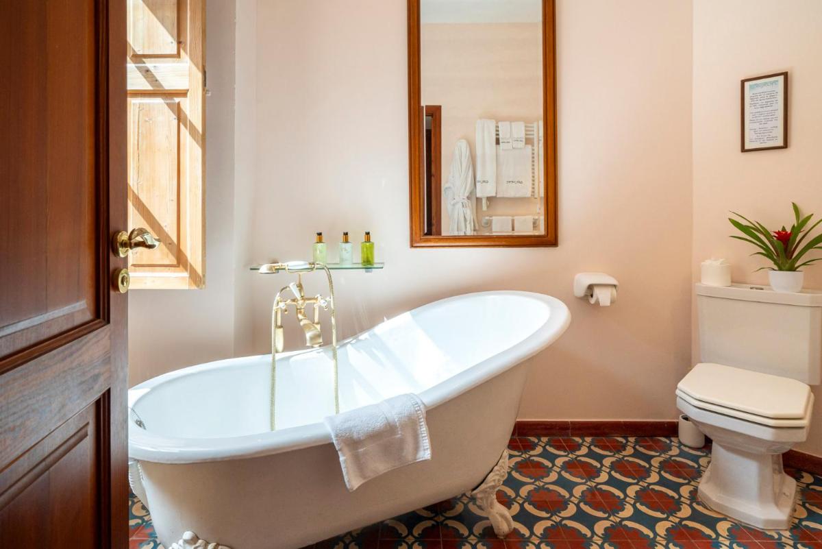 Ca's Xorc Luxury Retreat - ADULTS ONLY