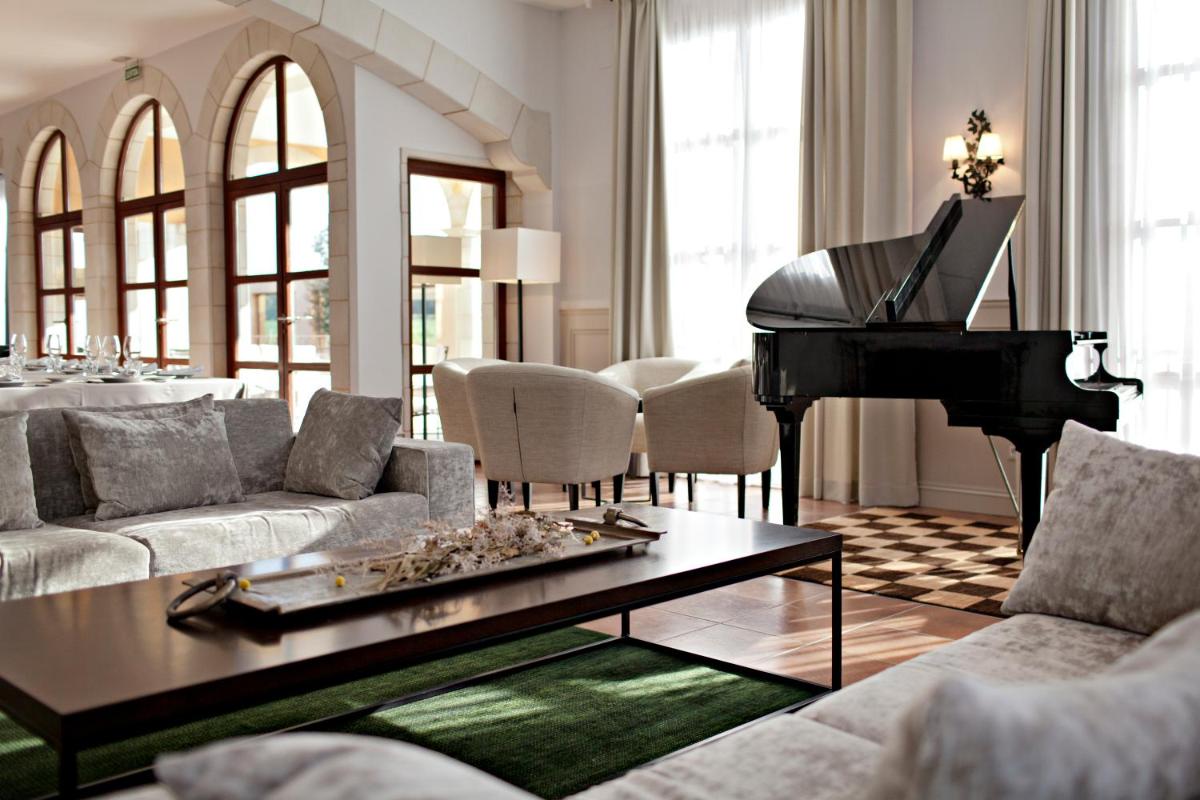Casa Anamaria Hotel