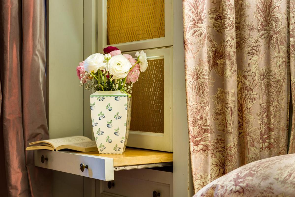 Casa Heberart Guest House Sistina