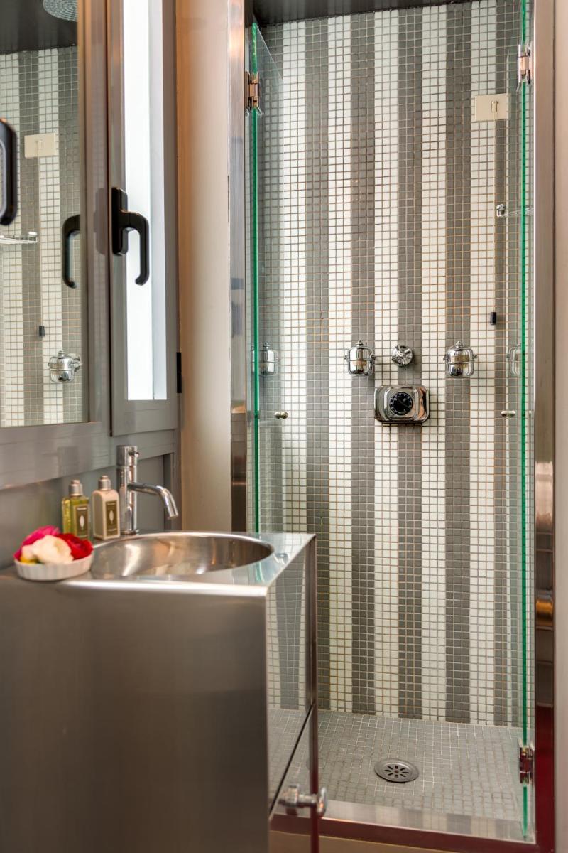 Casa Heberart Guest House Sistina