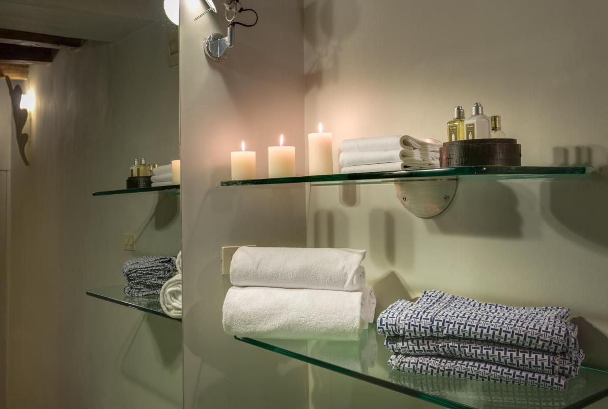 Casa Heberart Guest House Sistina