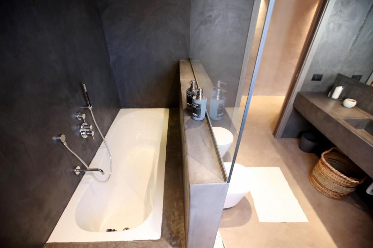 Casa Nostra Luxury Suites & Spa