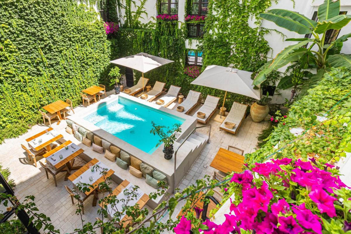 Casa Nostra Luxury Suites & Spa
