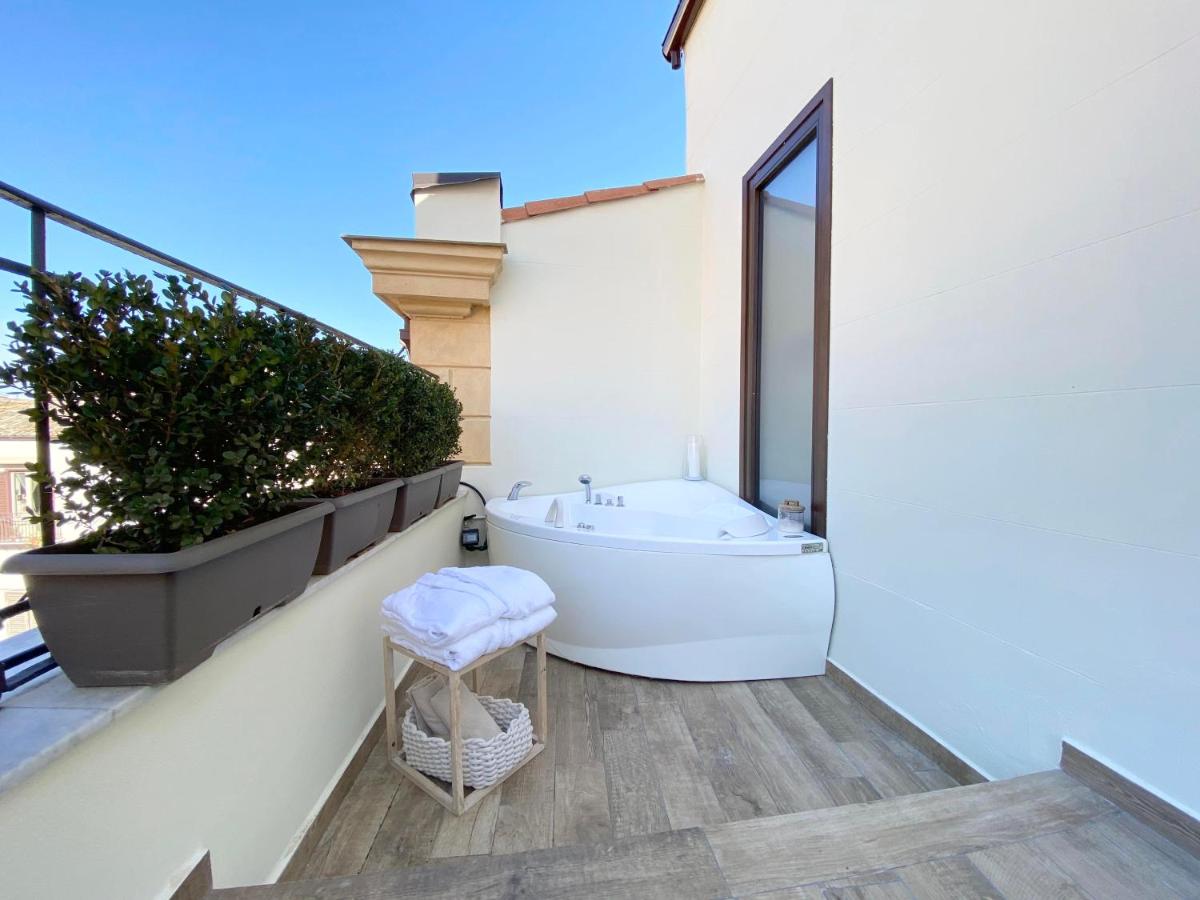 Casa Nostra Luxury Suites & Spa