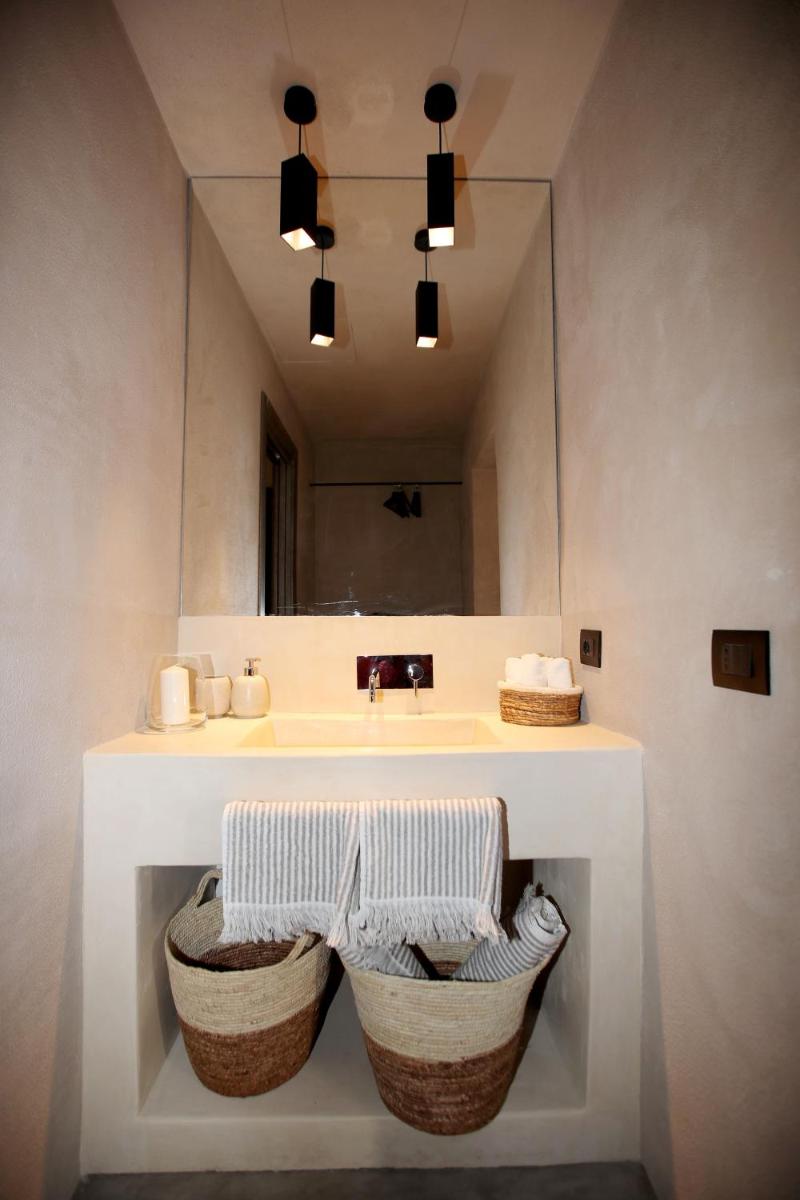 Casa Nostra Luxury Suites & Spa