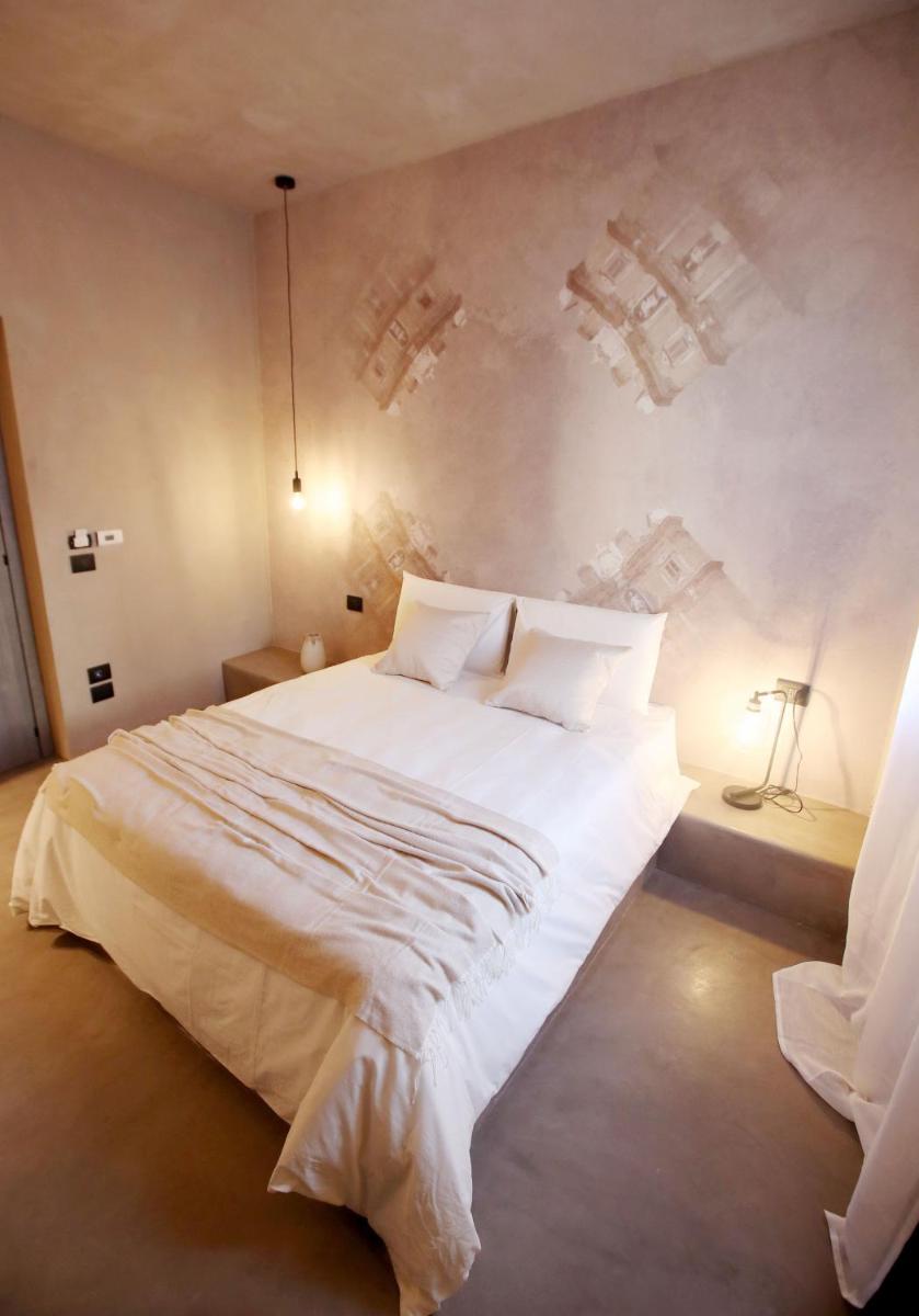 Casa Nostra Luxury Suites & Spa