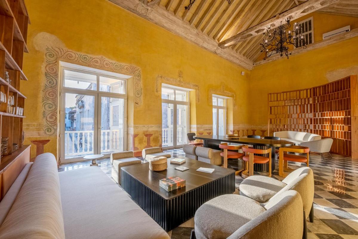 Casa Carolina Luxury Wellness Hotel