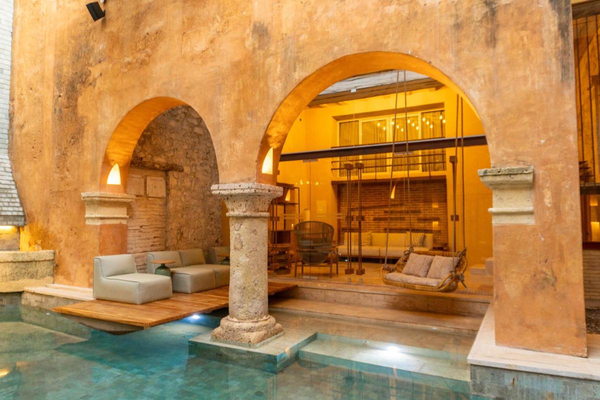 Casa Carolina Luxury Wellness Hotel