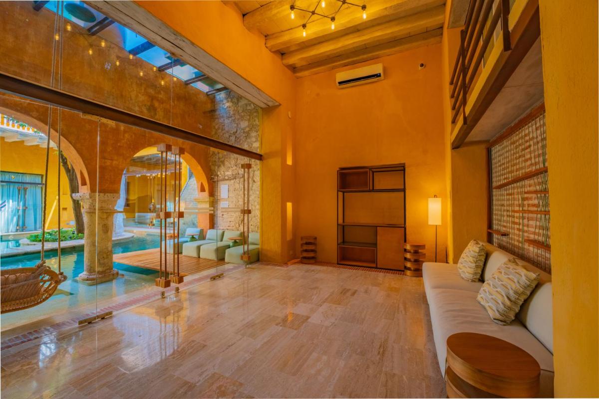 Casa Carolina Luxury Wellness Hotel