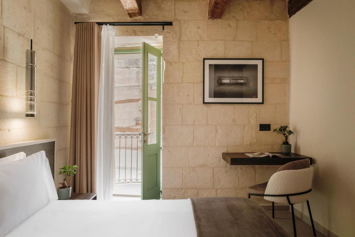 Casa Radiant