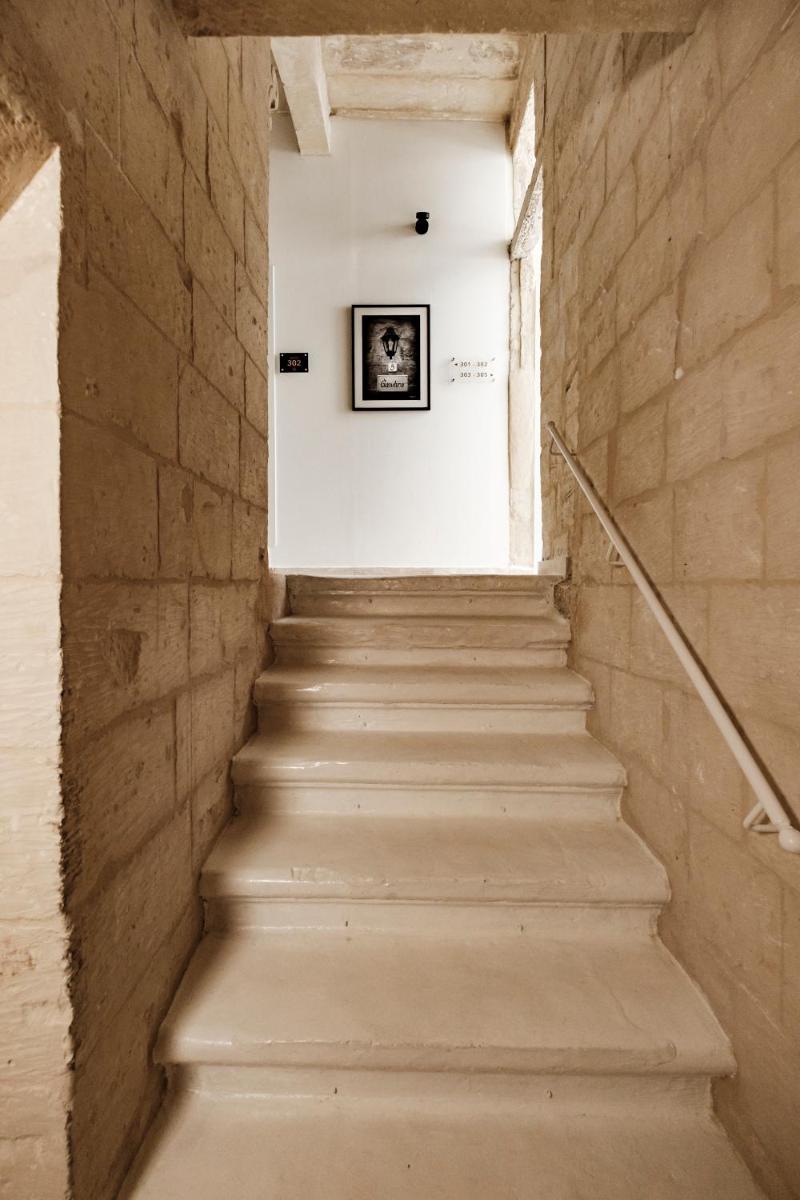 Casa Radiant