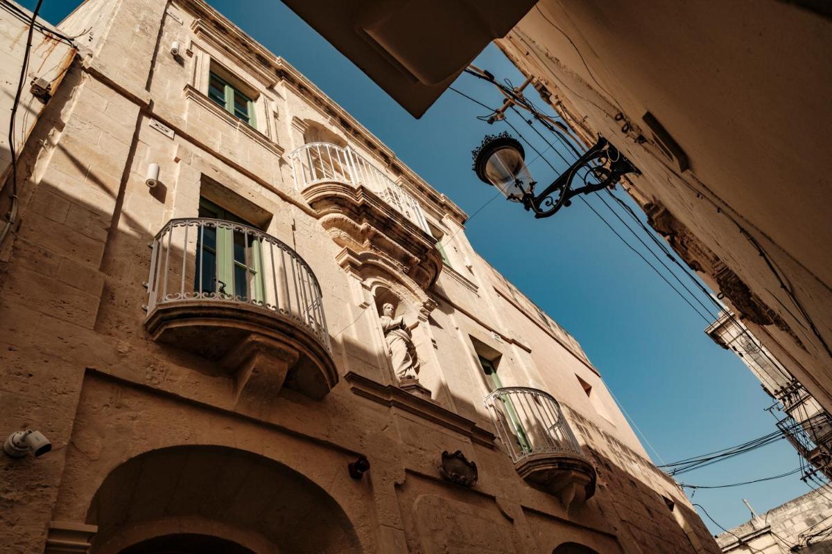 Casa Radiant