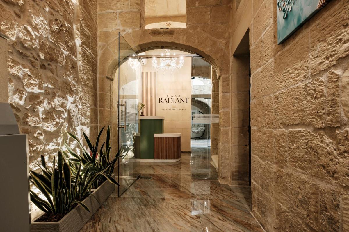 Casa Radiant