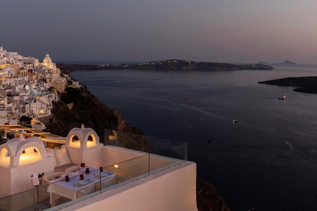 CASASUNSHA Hybrid Retreat Santorini