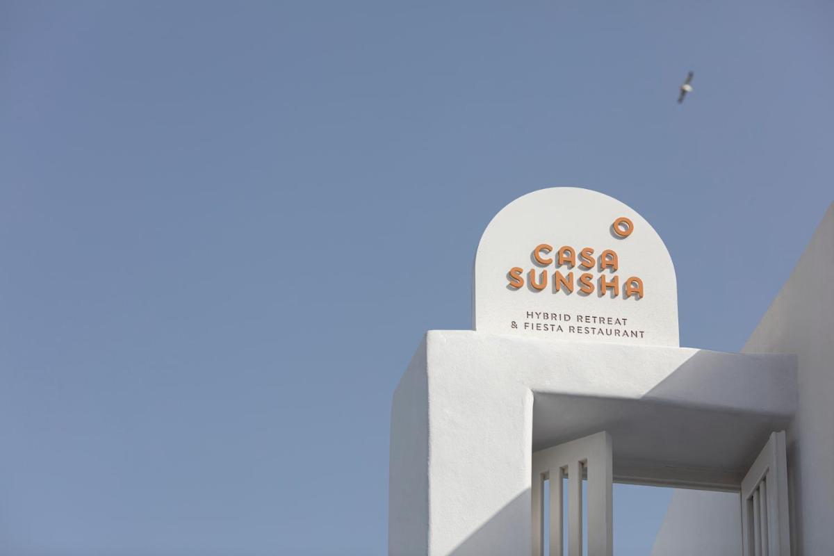 CASASUNSHA Hybrid Retreat Santorini