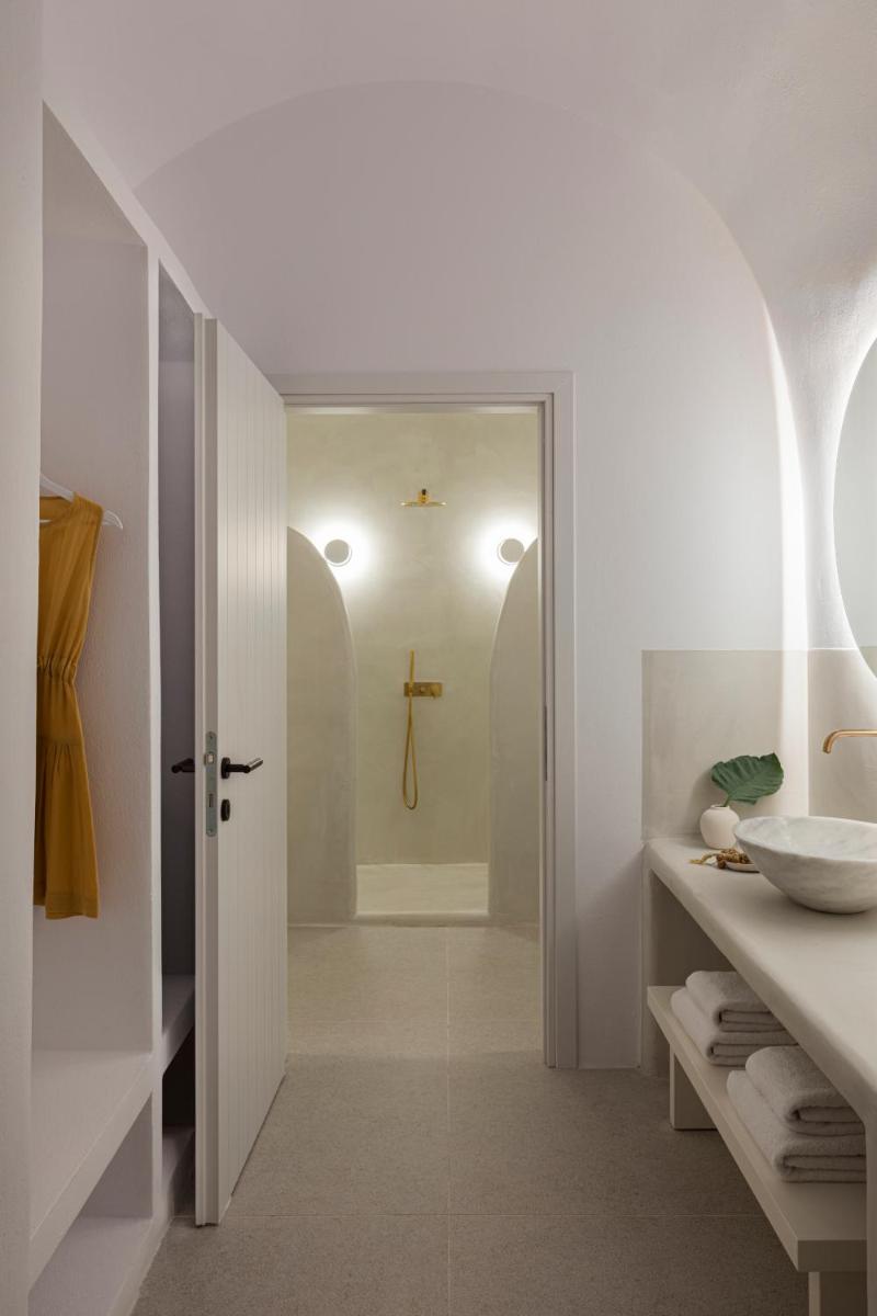 CASASUNSHA Hybrid Retreat Santorini