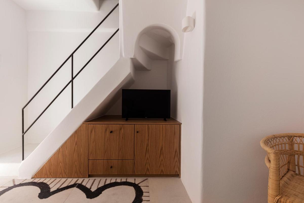 CASASUNSHA Hybrid Retreat Santorini