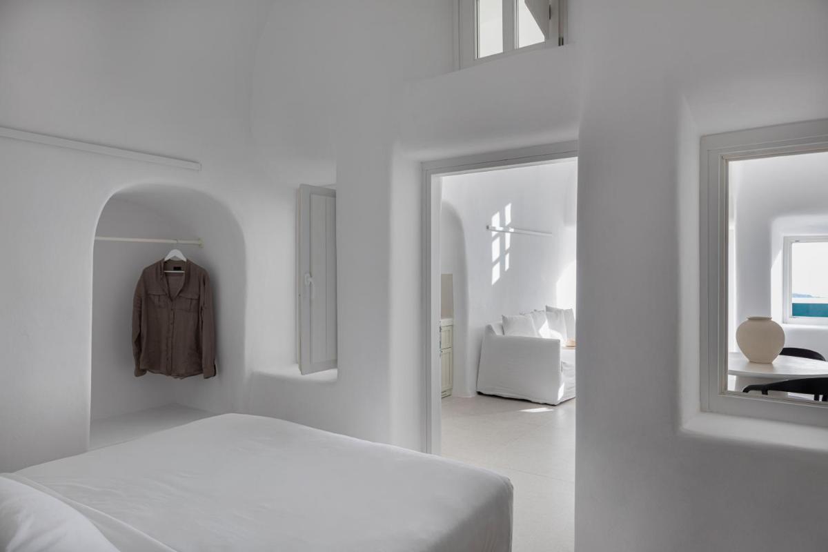 CASASUNSHA Hybrid Retreat Santorini