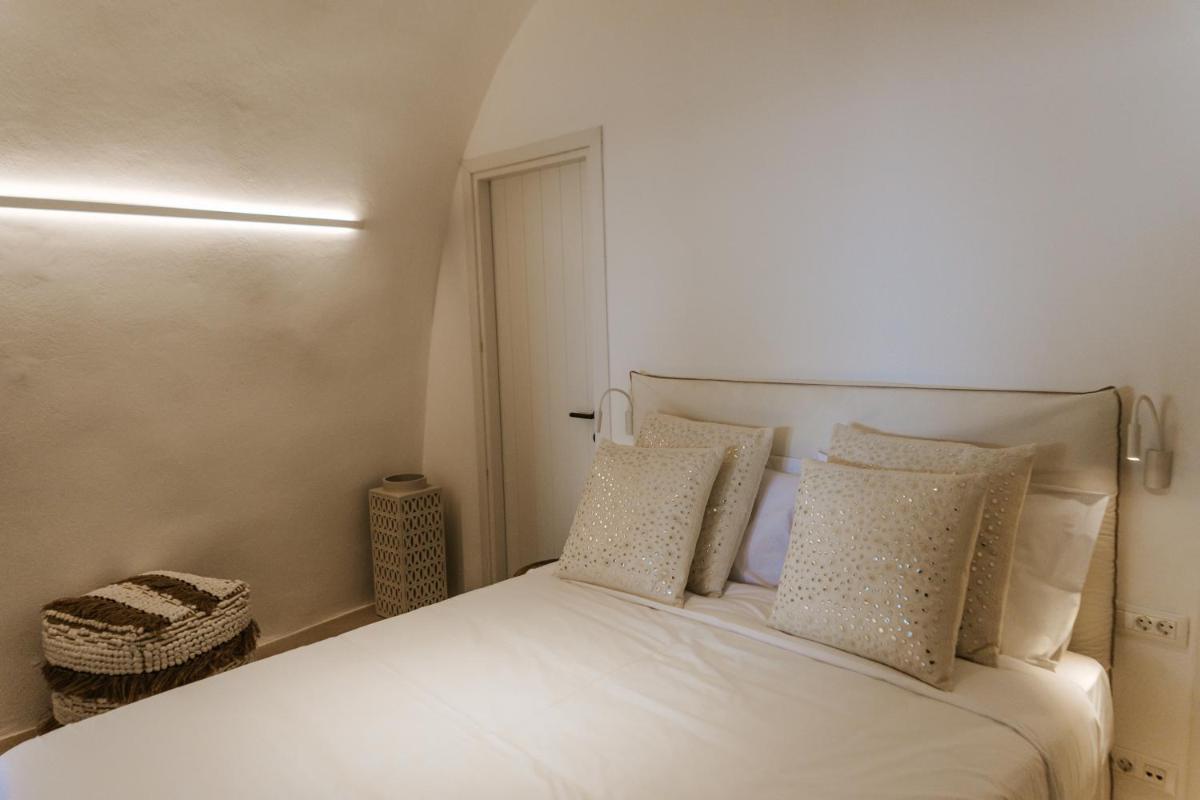 CASASUNSHA Hybrid Retreat Santorini