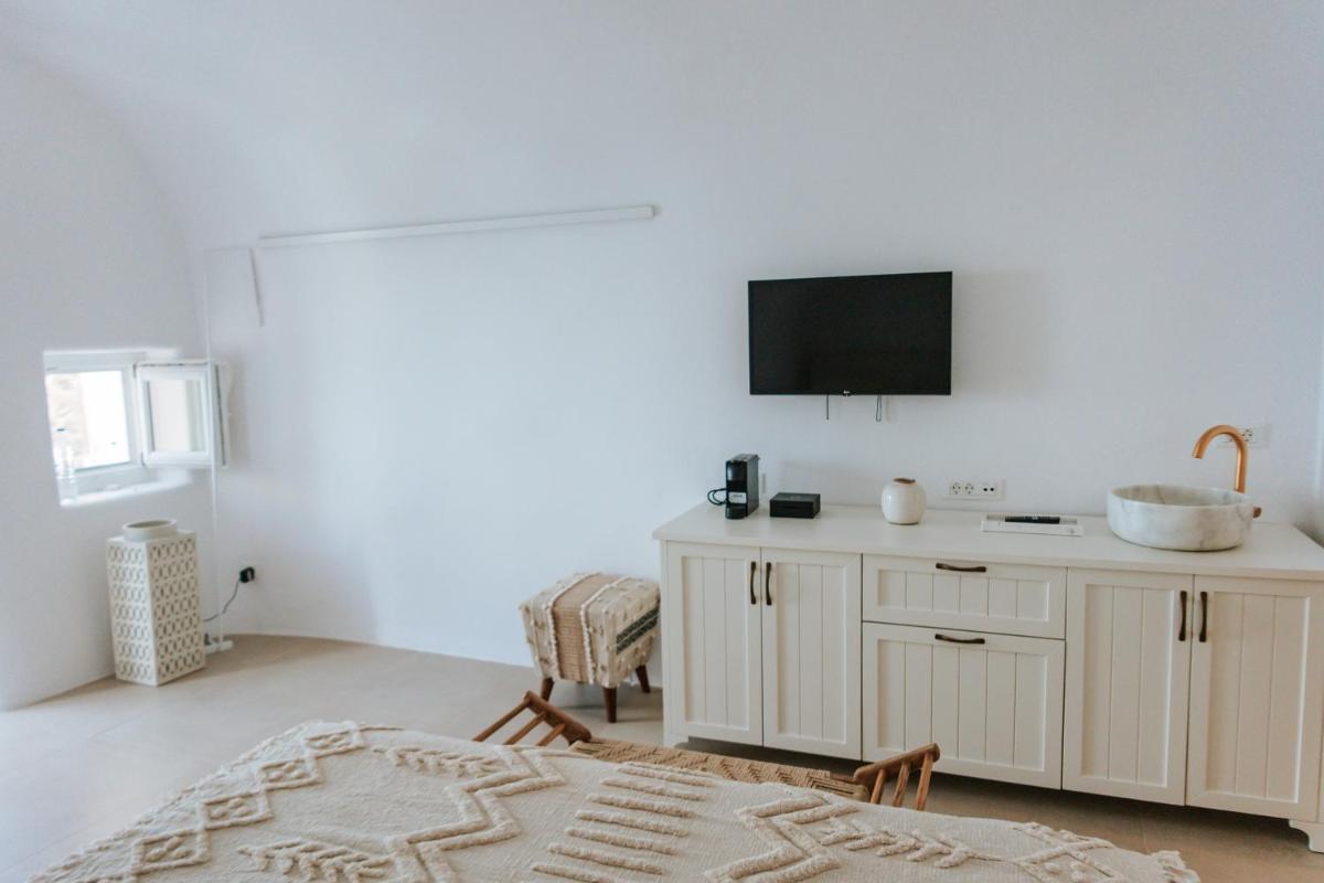 CASASUNSHA Hybrid Retreat Santorini