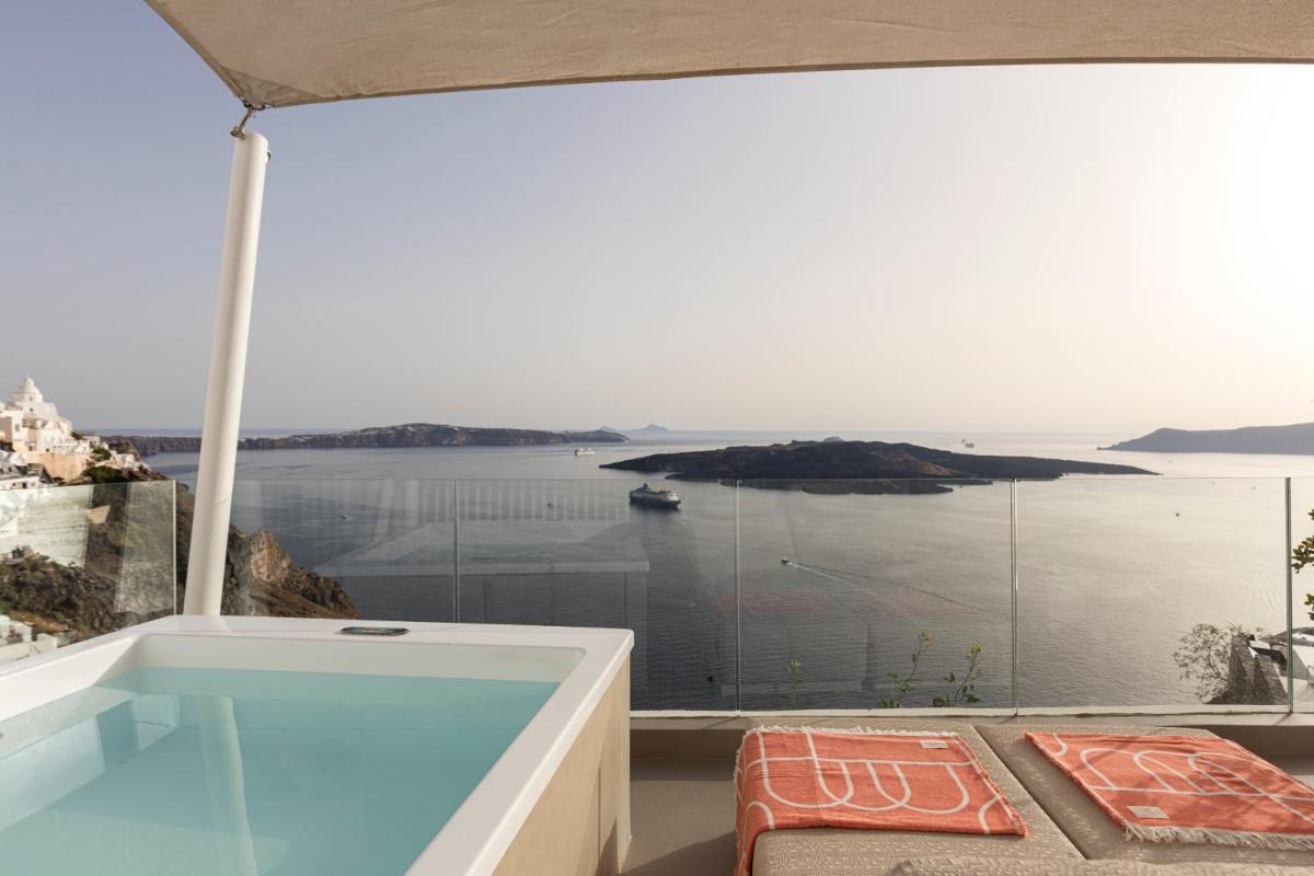 CASASUNSHA Hybrid Retreat Santorini