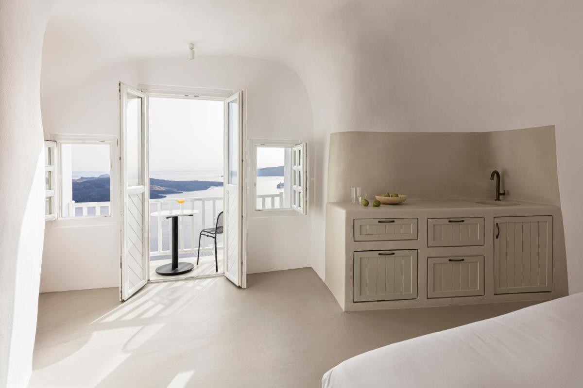 CASASUNSHA Hybrid Retreat Santorini