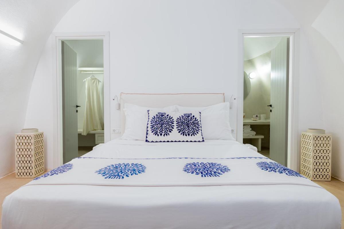 CASASUNSHA Hybrid Retreat Santorini