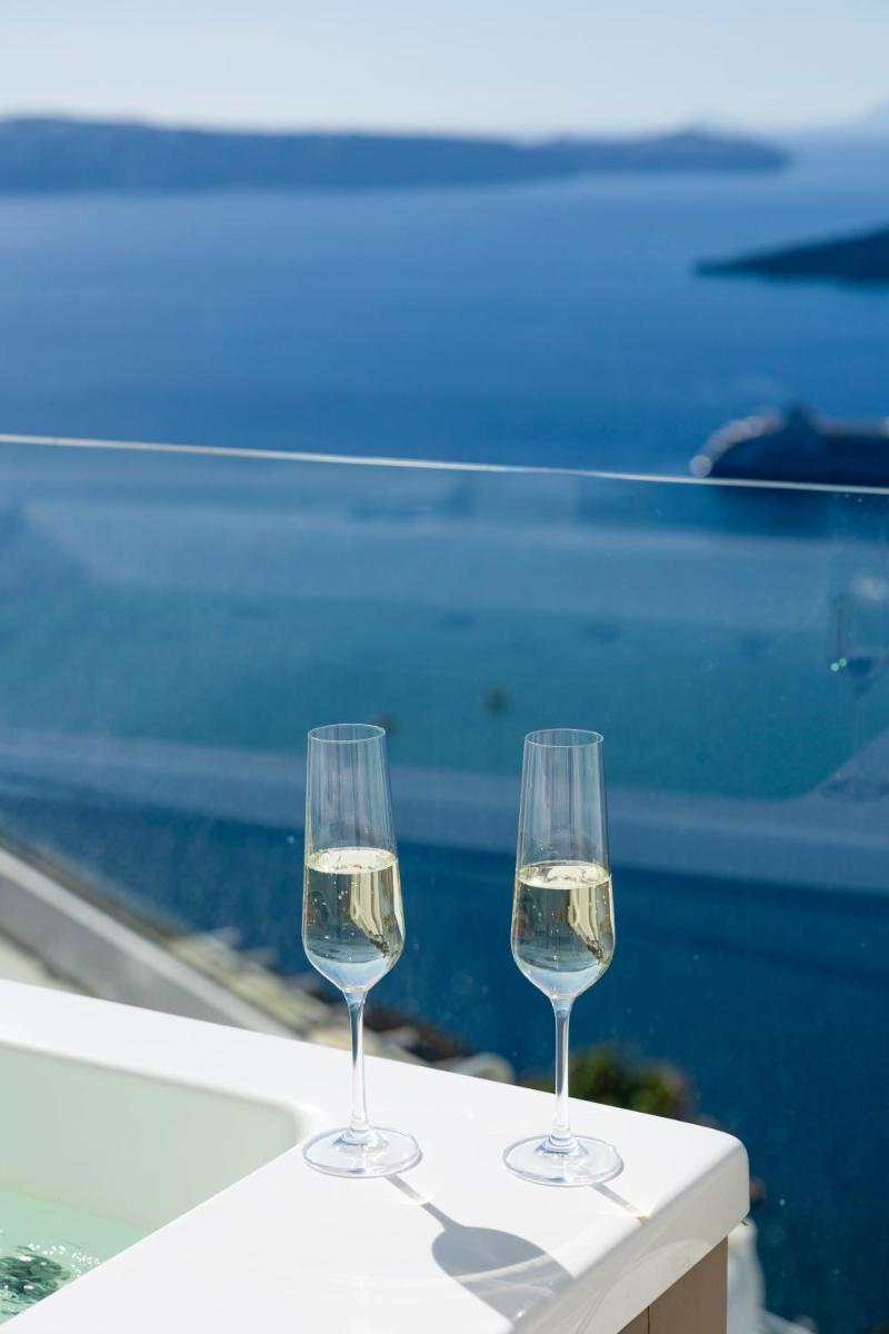 CASASUNSHA Hybrid Retreat Santorini