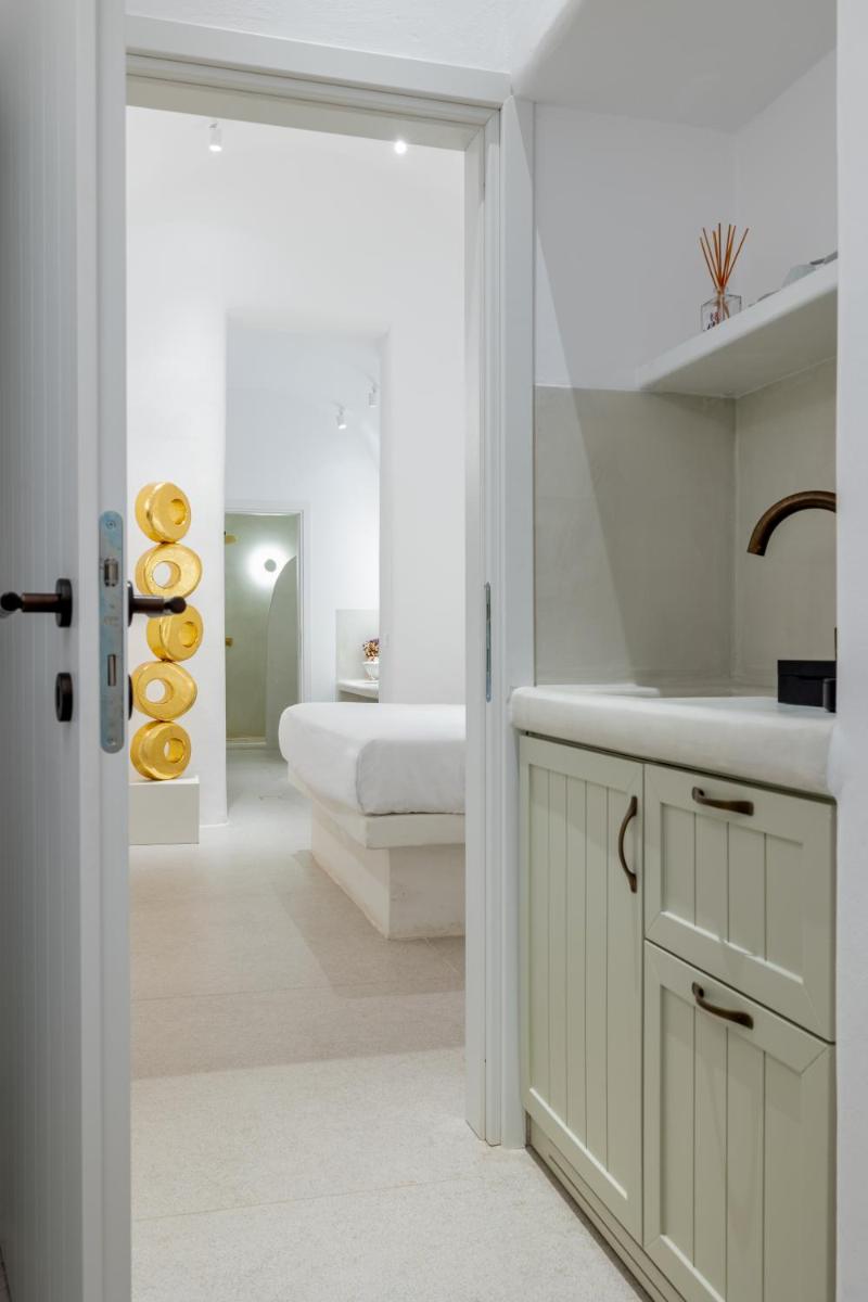 CASASUNSHA Hybrid Retreat Santorini