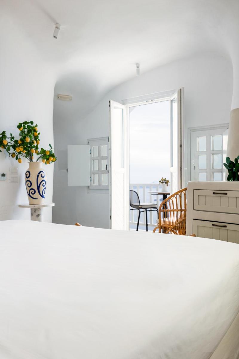 CASASUNSHA Hybrid Retreat Santorini