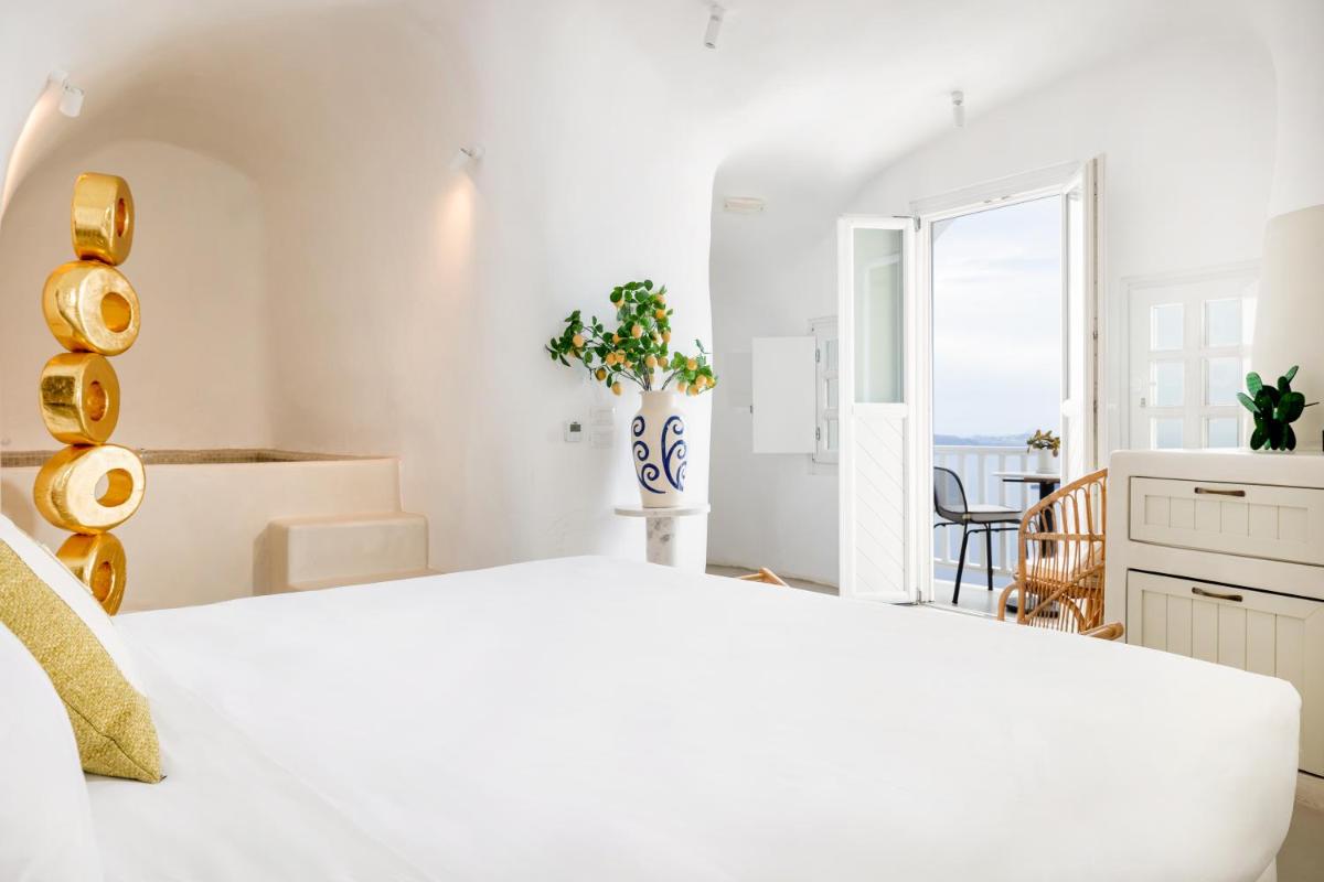 CASASUNSHA Hybrid Retreat Santorini