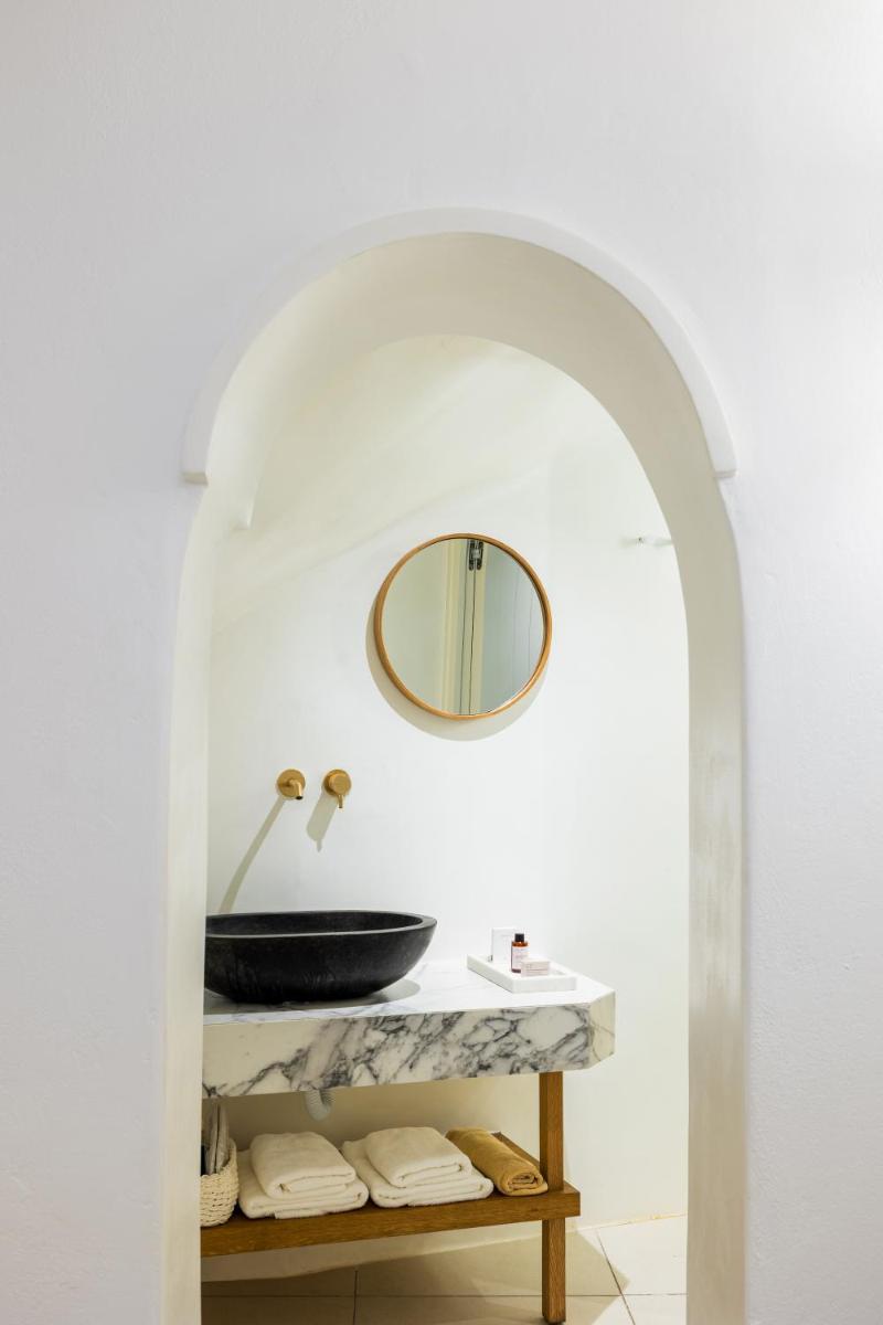 CASASUNSHA Hybrid Retreat Santorini