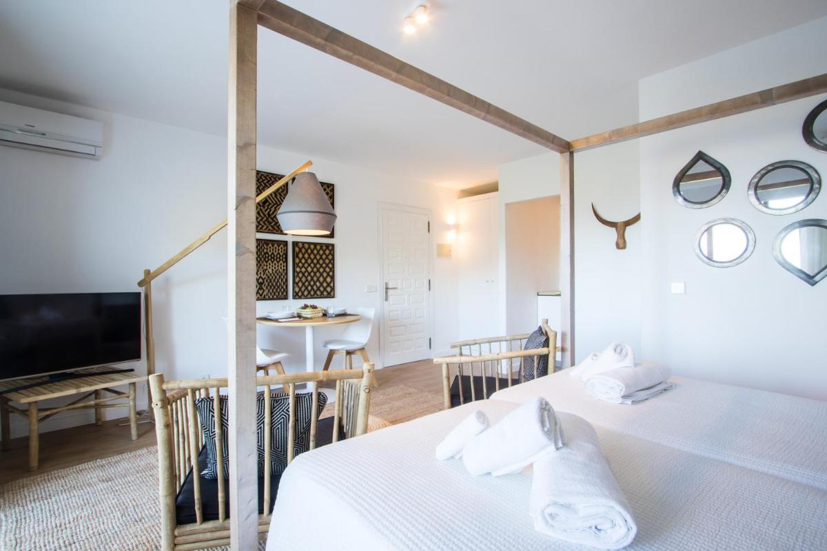 Casa Victoria Suites