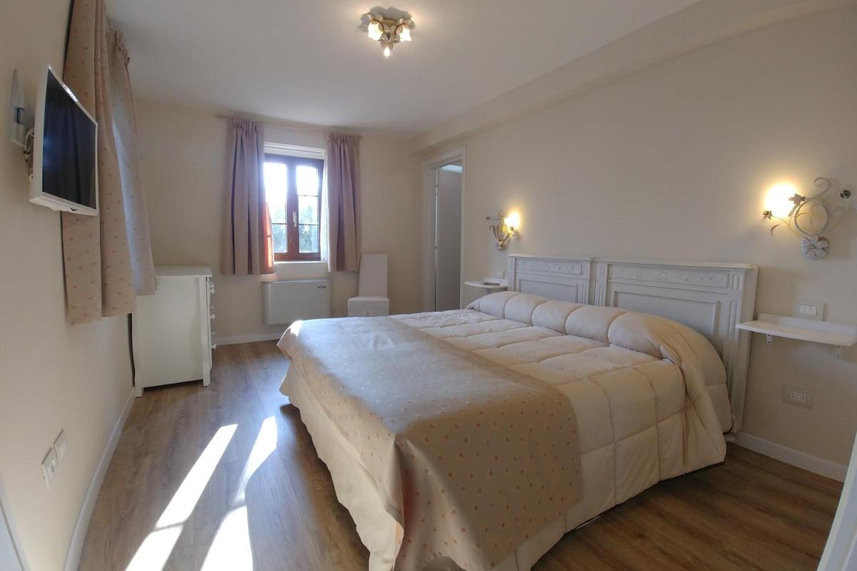 Casale in Collina