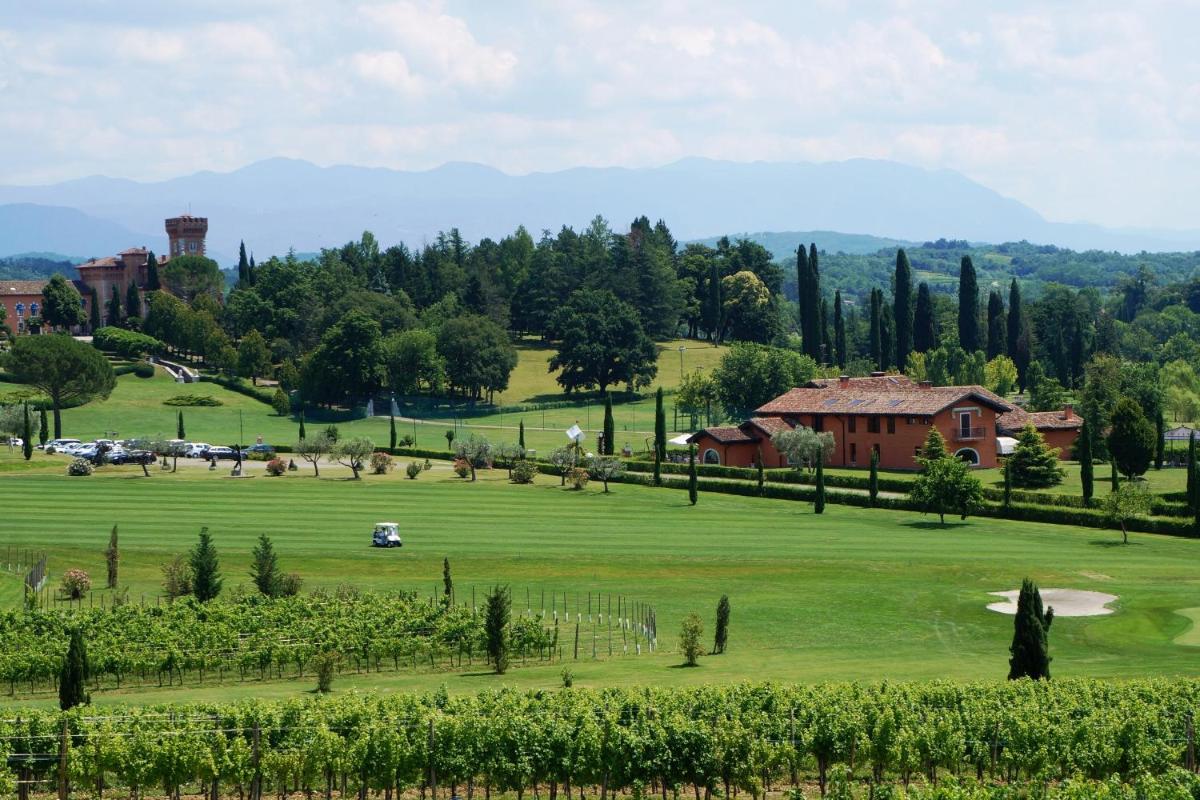 Casale in Collina