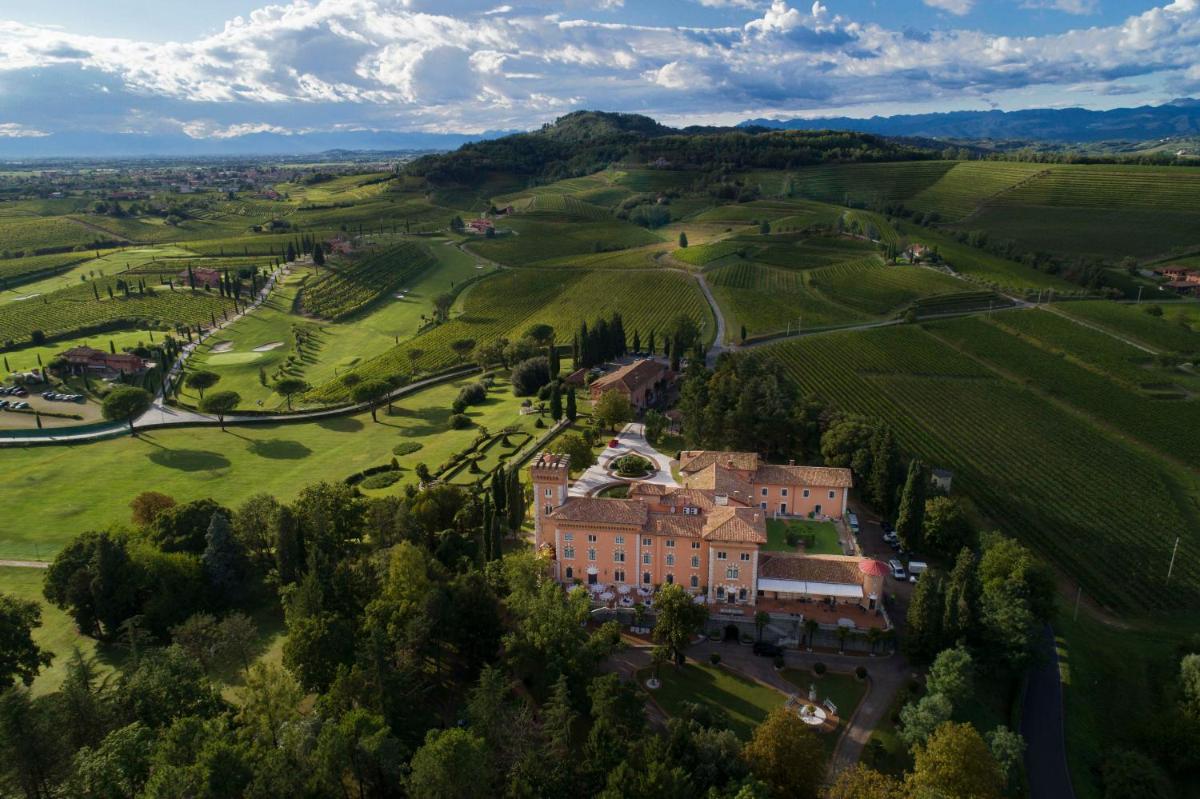 Casale in Collina